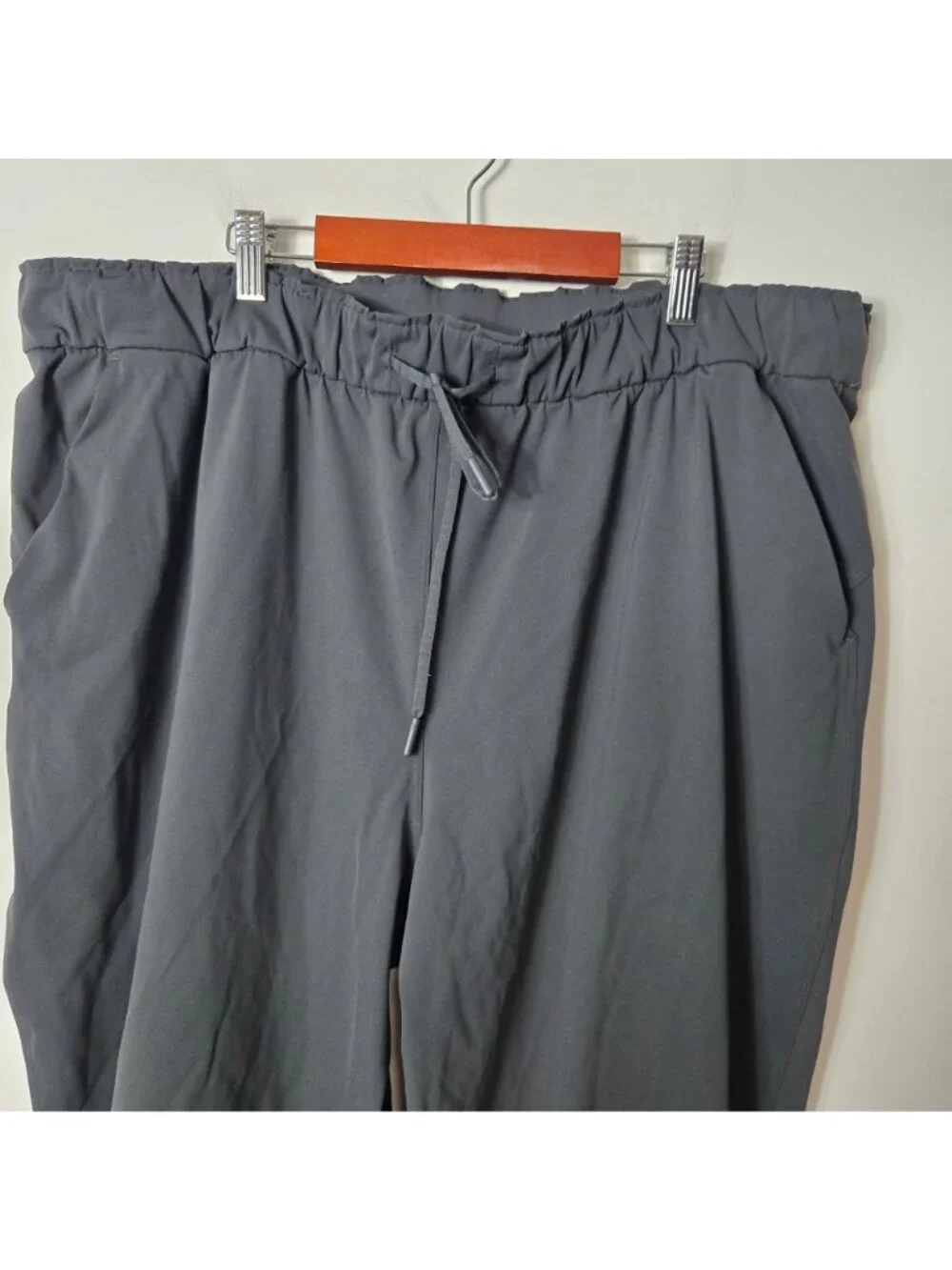 Lululemon Women's Size 20 Keep Moving Pull-On Ankle Pants 7/8 High-Rise Grey